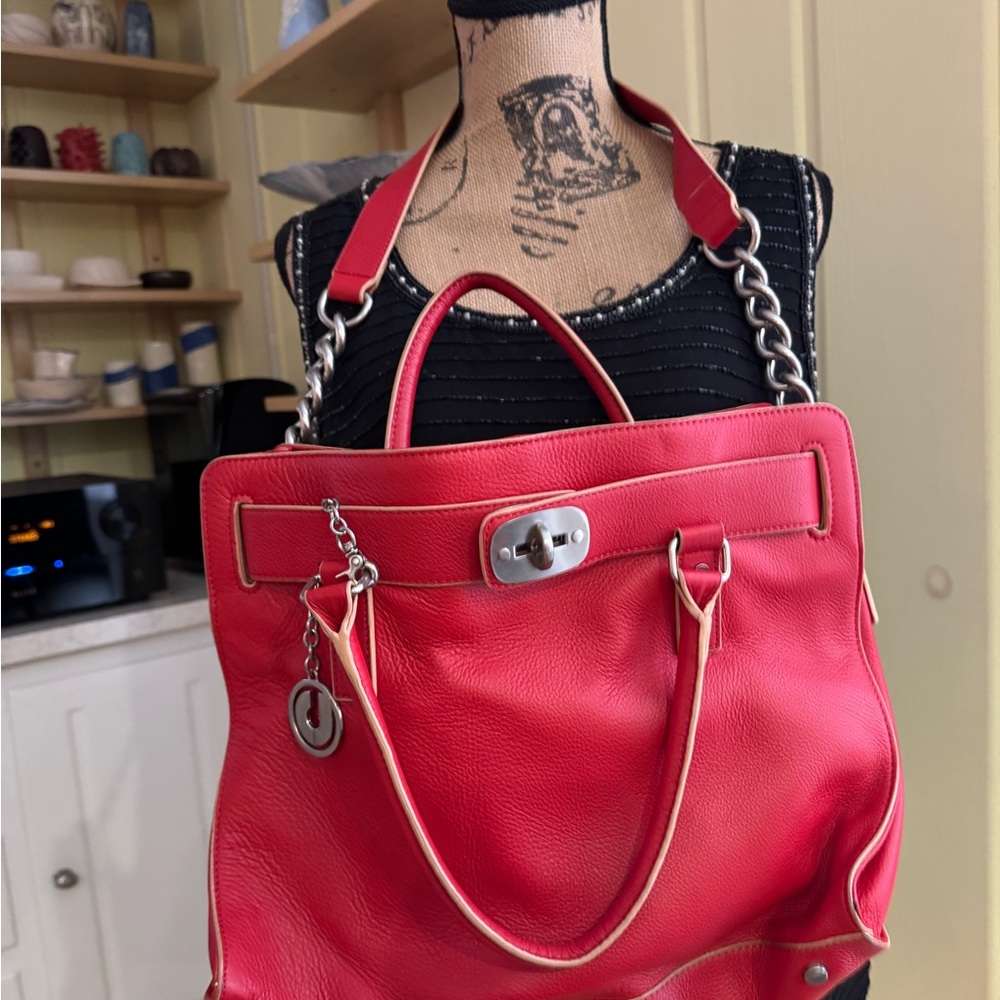 Elegant Charles Jourdan vibrant tomato Red Leather Handbag